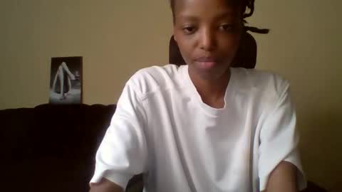 Snapshot of miami_muffin chatting on 04.29.26 Muffin online show from 04.29.26