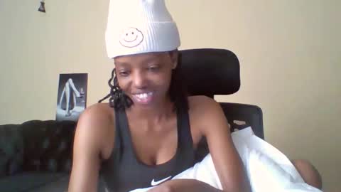 Snapshot of miami_muffin chatting on 05.06.26 Muffin online show from 05.06.26