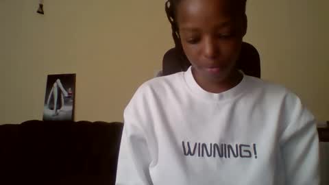 Snapshot of miami_muffin chatting on 05.15.26 Muffin online show from 05.15.26