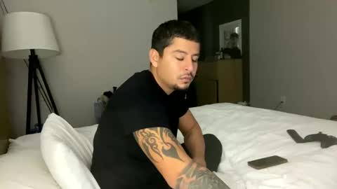 miamiclos1 online show from 01.24.25