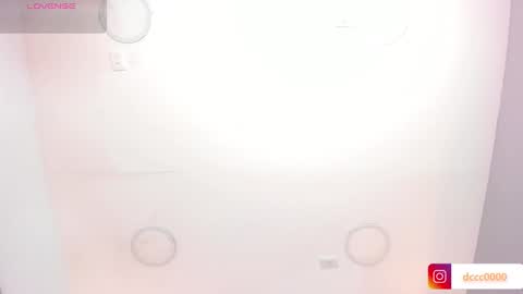 Mia  online show from 12.30.24