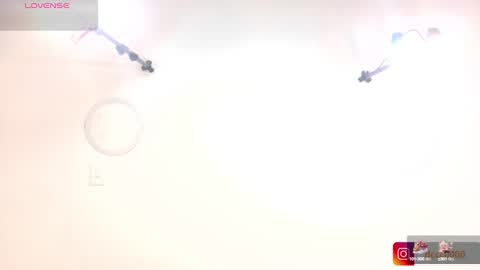 Mia  online show from 01.16.25