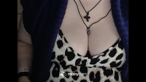 Snapshot of miamimistress chatting on 04.20.26 maya online show from 04.20.26