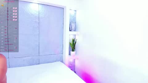 Mia Mistrex online show from 09.28.25