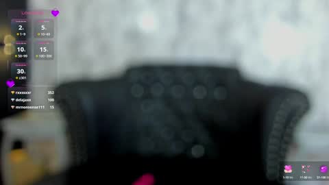 Snapshot of miamontoya chatting on 02.05.25 Mia   -5 7001400 Follow  online show from 02.05.25