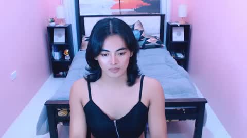 Snapshot of miamoreamara69 chatting on 06.25.26 miamoreamara69 online show from 06.25.26