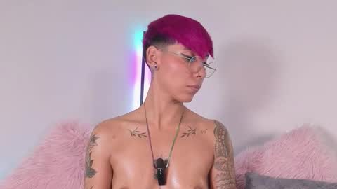 Mia Morgann online show from 11.20.25