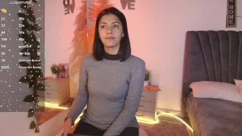 Snapshot of miaoconell chatting on 05.04.26 miaoconell online show from 05.04.26