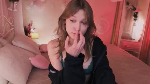 Mia online show from 01.07.26