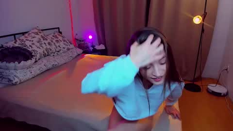 Mia online show from 02.03.25