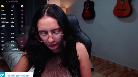 MIAPORTMANN online show from 12.04.24