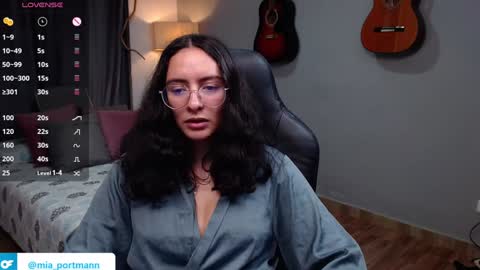 MIAPORTMANN online show from 01.20.25