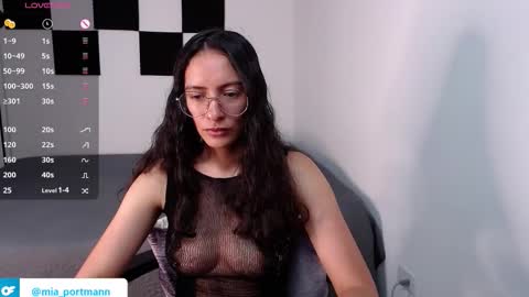 MIAPORTMANN online show from 09.21.25