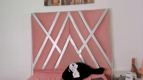 Snapshot of miaquevedo chatting on 02.24.26 Mia Quevedo online show from 02.24.26