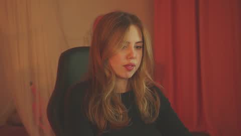 Snapshot of miarid chatting on 12.23.24 u love online show from 12.23.24