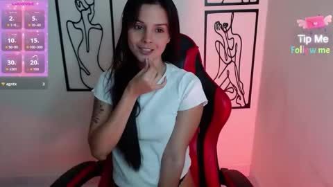 Snapshot of miarobinn_ chatting on 02.19.26 miarobinn_ online show from 02.19.26