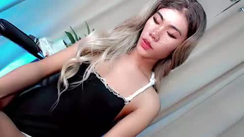 Snapshot of miasex980271 chatting on 05.14.26 miasex980271 online show from 05.14.26