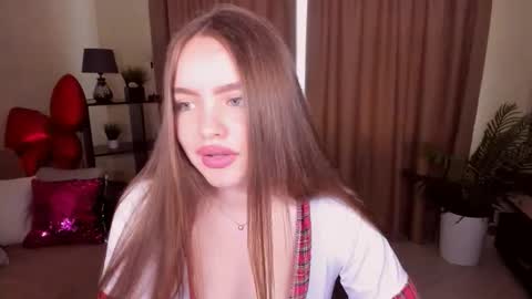 Snapshot of miasmart chatting on 05.19.26 miasmart online show from 05.19.26