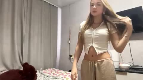 Milana online show from 02.08.26