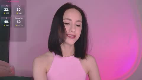 Mia online show from 10.08.25