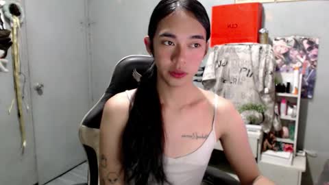 Snapshot of miatrixs chatting on 03.23.26 Mia online show from 03.23.26