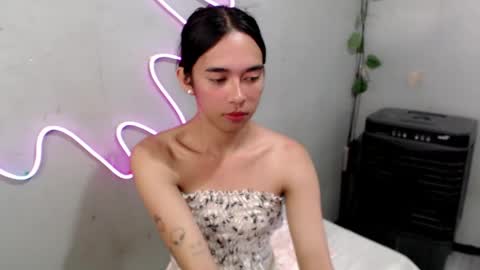 Snapshot of miatrixs chatting on 03.27.26 Mia online show from 03.27.26
