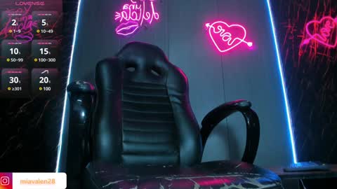 Snapshot of miavalentinaaa chatting on 01.30.25 Miaa valentinaaa online show from 01.30.25