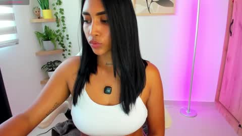 Mia Velvet  online show from 03.23.26