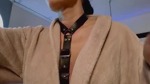 Mia online show from 01.31.25