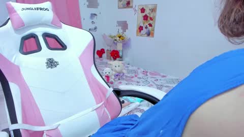  Chloe  online show from 01.17.25