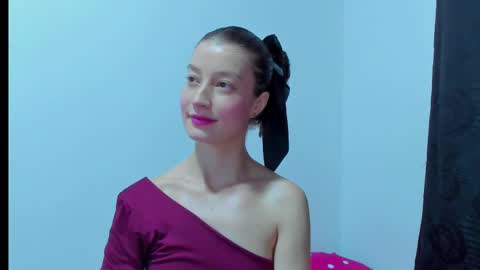  Chloe  online show from 10.03.25