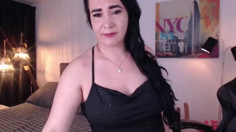 Mia Wilson online show from 02.10.25