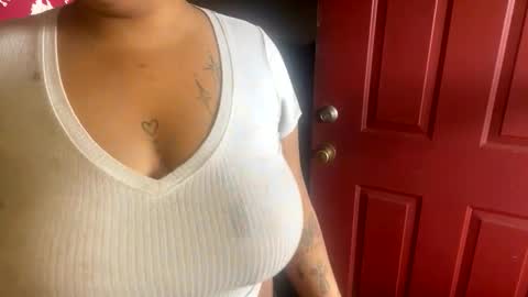 Princessmya online show from 10.28.25