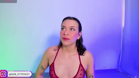 Snapshot of mich_bittersweet chatting on 03.02.25         online show from 03.02.25