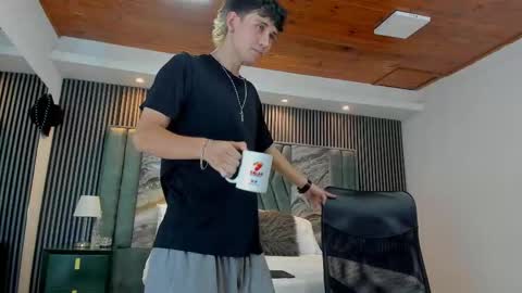 Snapshot of michaeel_blue chatting on 10.23.25 Michael online show from 10.23.25