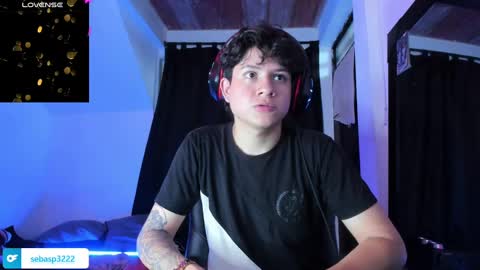 michael independent model  online show from 01.08.25