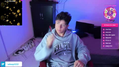 michael independent model  online show from 02.06.25