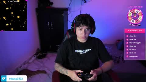 michael independent model  online show from 02.10.25