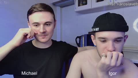 Snapshot of michael_sexdevil chatting on 01.25.25 michael_sexdevil online show from 01.25.25