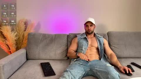 michaelbradley_for_u online show from 04.06.26