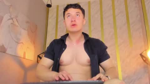 MichaelConnor  online show from 12.22.24