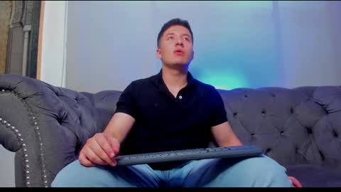 MichaelConnor  online show from 02.11.25