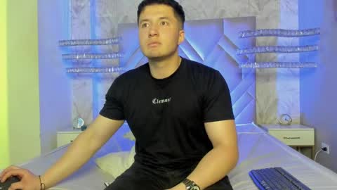 MichaelConnor  online show from 02.28.25