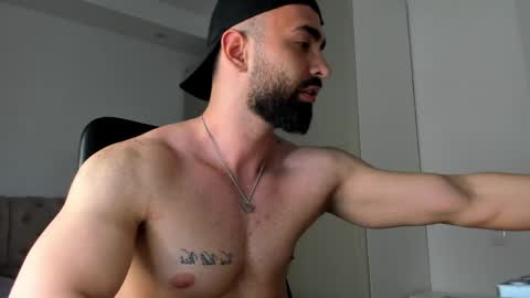 MichaelEvansx online show from 04.09.26