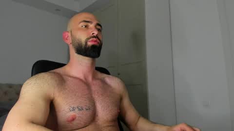 Snapshot of michaelevansx chatting on 04.21.26 MichaelEvansx online show from 04.21.26