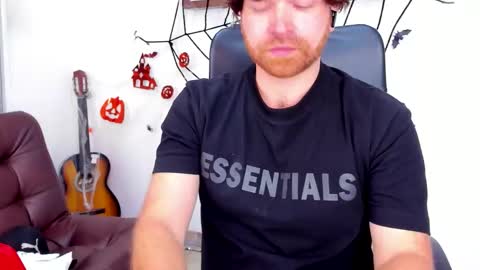 Michael  Contenido explcito online show from 10.17.25