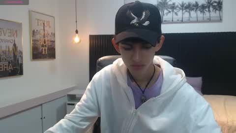 michaelkoiv online show from 12.19.25