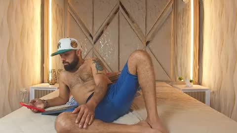 Snapshot of michaell_twink chatting on 05.18.26 Michaell online show from 05.18.26