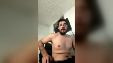 Snapshot of michealg23 chatting on 07.19.26 michealg23 online show from 07.19.26