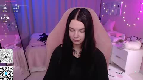 Snapshot of michela_fruet chatting on 05.10.26 Kate online show from 05.10.26